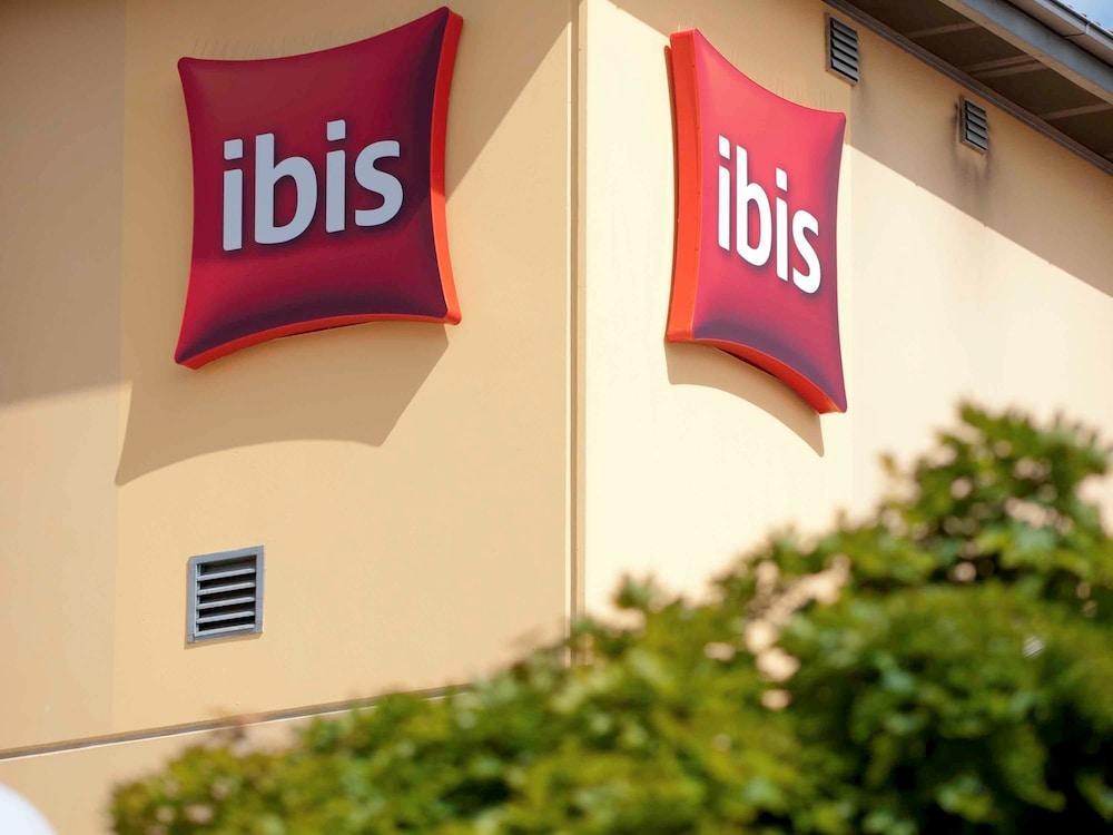 Ibis Koeln Frechen Hotel Bagian luar foto